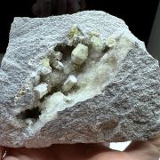 Weloganite, quartz, calcite RARE