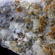 Sphalerite, Dolomite, Quartz, Siderite.