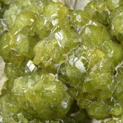 Andradite / (var - Demantoid)