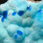 Veszelyite on Hemimorphite