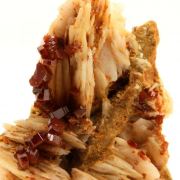 Vanadinite + Baryte. 453.25 ct.