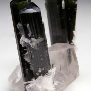 Tourmaline on Quartz