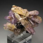 CREEDITE