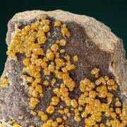 Wulfenite 