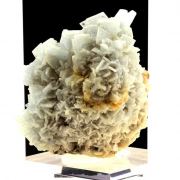 Fluorite, Baryte, Pyrite.