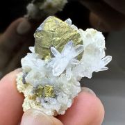 Chalcopyrite, quartz