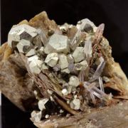 Siderite, Quartz, Pyrite.