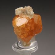 GARNET var. SPESSARTINE, MUSCOVITE