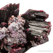 Erythrite