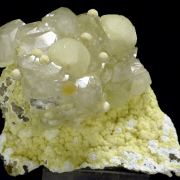 Calcite, gyrolite, prehnite