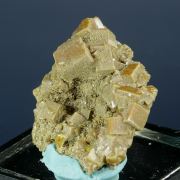 Wulfenite