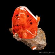 Wulfenite on Calcite