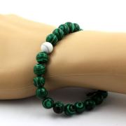 Malachite + Howlite Bracelet 8 mm Beads.