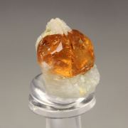 gem GARNET var. SPESSARTINE