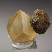 twinned CALCITE