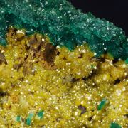 Dioptase with Mimetite