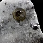 Sphalerite + Quartz.