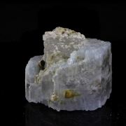 Alkali-beryl. 84.5 ct.