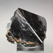 MAGNETITE, ACTINOLITE