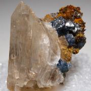 Scorodite with Selenite