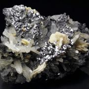 GALENA SPINEL LAW TWIN, CALCITE