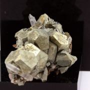 Siderite, Pyrite, Quartz.