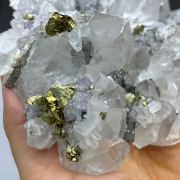 Arsenopyrite, fluorite, chalcopyrite, quartz