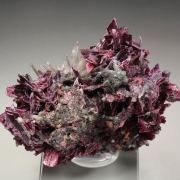 ERYTHRITE, QUARTZ