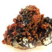 Vanadinite on Quartz + Goethite.