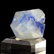 Quartz + Dumortierite. 565.5 ct.