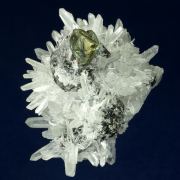 Chalcopyrite on Sphalerite and Quartz