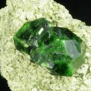 Andradite garnet ( var. Demantoid )