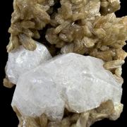 Analcime, stilbite CANADA