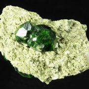 Andradite garnet ( var. Demantoid )