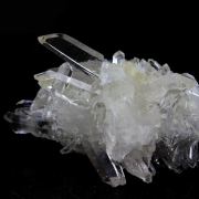 Quartz. 87.0 ct.