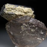 Tourmaline on Quartz