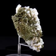 Clinozoisite. 242.0 ct.