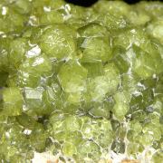 Andradite / (var - Demantoid)