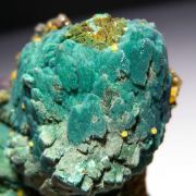 Chrysocolla after Malachite after Azurite with Wulfenite