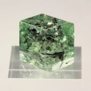 gem GARNET var. GROSSULAR var. TSAVORITE - floater