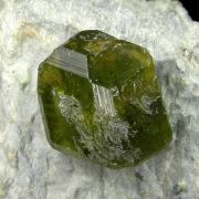 Andradite / (var - Demantoid)