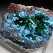 Dioptase on Plancheite