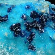 Veszelyite on Hemimorphite