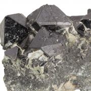 Magnetite (rare locale)