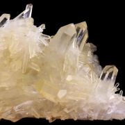 Quartz. 697.0 ct.