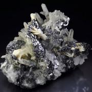 GALENA SPINEL LAW TWIN, CALCITE