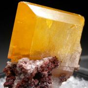 Wulfenite