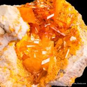 Wulfenite 