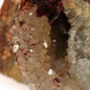 Erythrite on Quartz