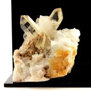 Quartz. 1483.0 ct.